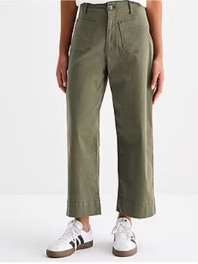 a.n.a High-Rise Wide-Leg Crop Pant in Olive Green